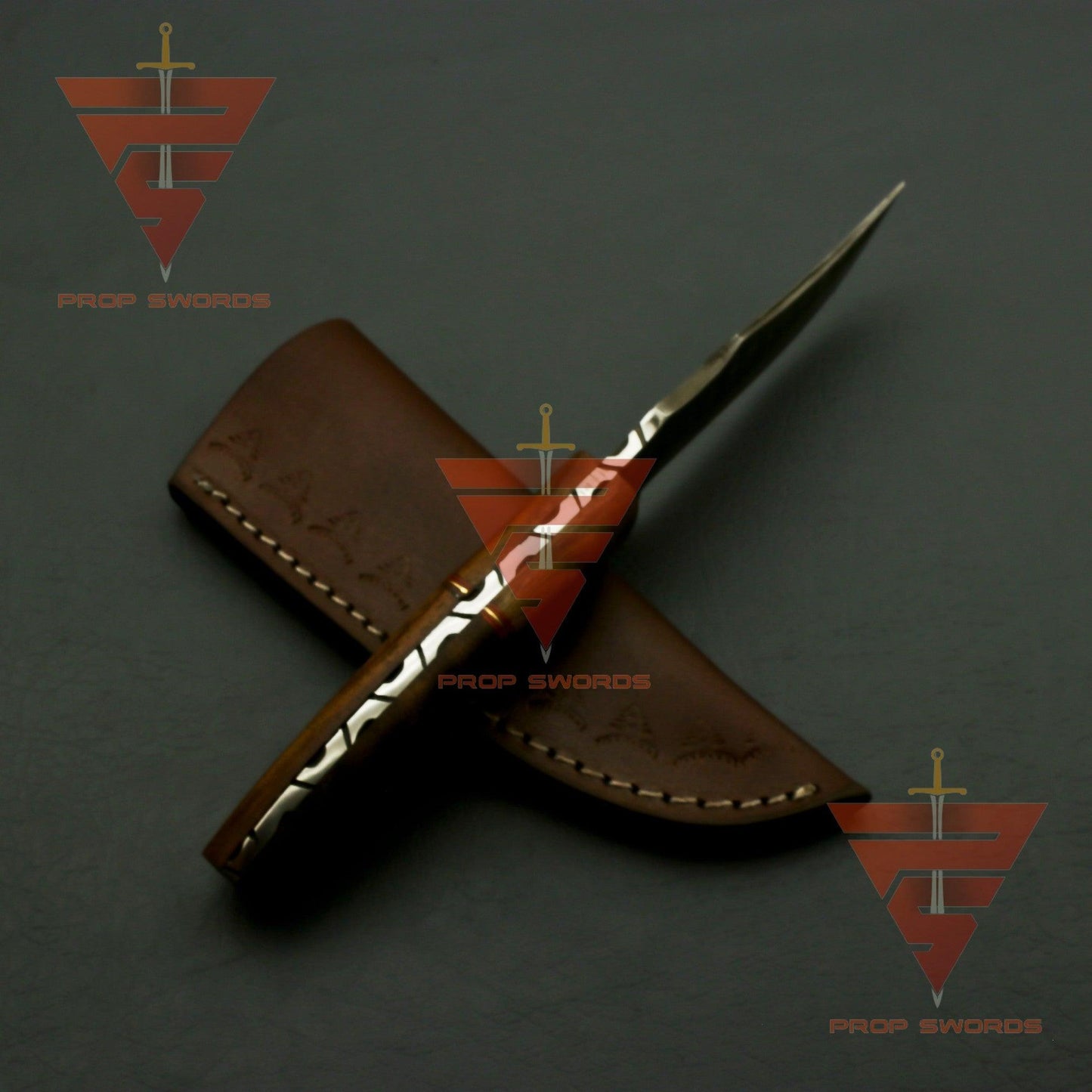 Mastercrafted Damascus Steel Hunting Knife with Rosewood Handle and Leather Sheath: Timeless Elegance and Superior Performance - propswords