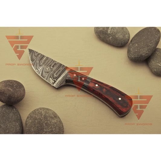 6 inches World Best Handmade Damascus Blade skinner Hunting Knife with Beautiful Handle Style, Brown Leather Sheath - propswords