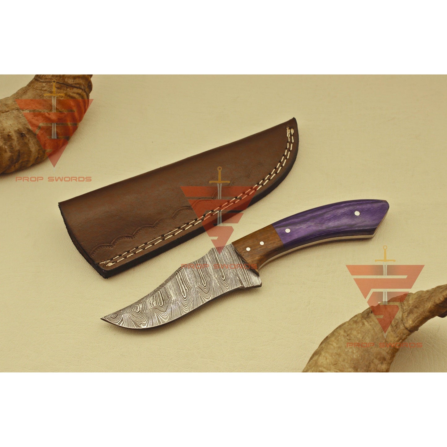 Artisan Damascus Steel Hunting Knife - Exquisite Wood Handgrip - Perfect Present for Him - Complete with Genuine Leather Sheath - propswords