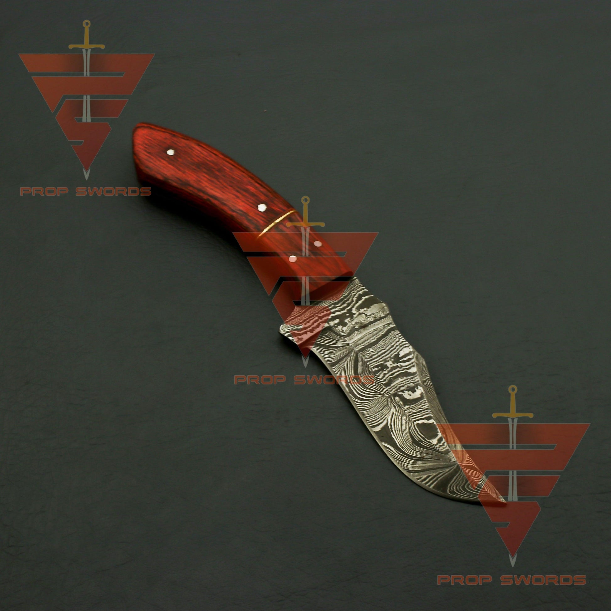 Exquisite Damascus Steel Hunting Knife with Rosewood Handle and Leather Sheath: A Timeless Masterpiece - propswords