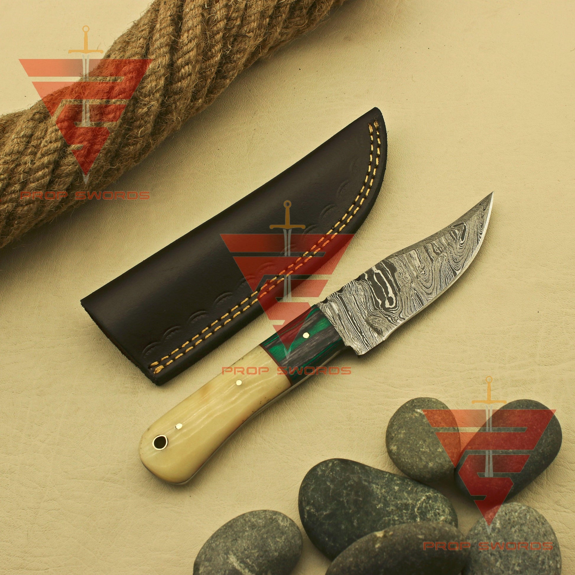 Exquisite Handcrafted Damascus Steel Skinner Camping Hunting Knife with Leather Sheath - Perfect Companion for Outdoor Adventures - propswords