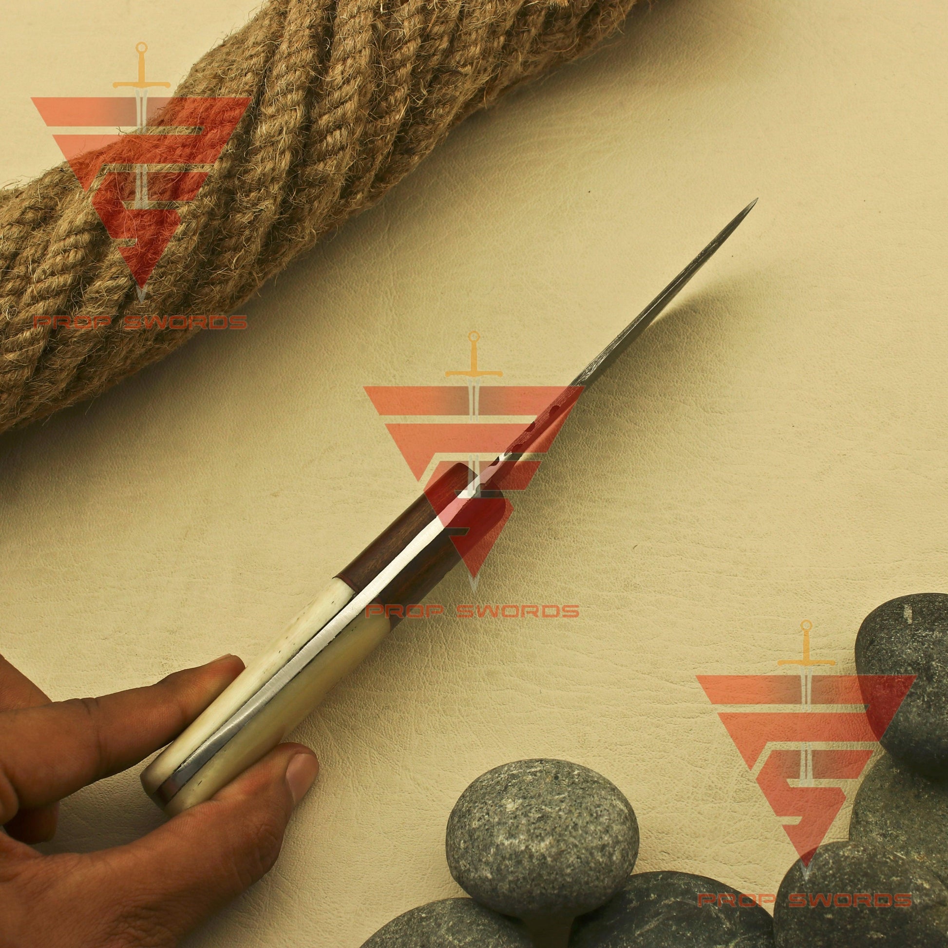 Artisan Crafted Damascus Steel Skinner Hunting Knife: Stunning Handle Design - Perfect Personalized Gift with Sheath - propswords