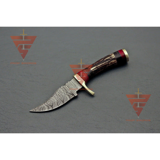 6 inches Handmade Stag Horn Hunting Knife - Crafted with Premium Damascus Steel and Complete with a Leather Sheath - propswords