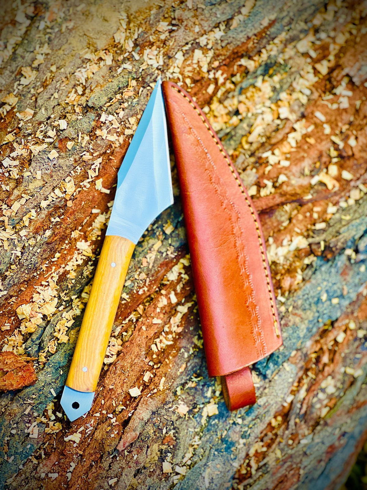 Handmade Stainless Steel Full Tang Olive Wood Kiridashi Knife With Leather Sheath