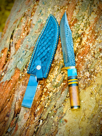 Hand Forged Damascus Steel Bowie Hunting Knife with Leather Sheath