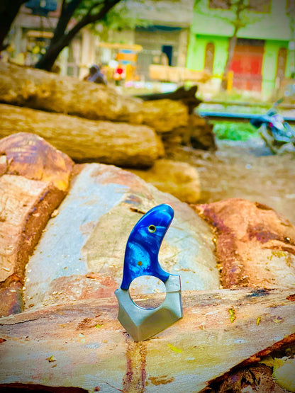 Handmade Stainless Steel Full Tang Blue Drop point Skinning Knife With Leather Sheath – Resin Handle