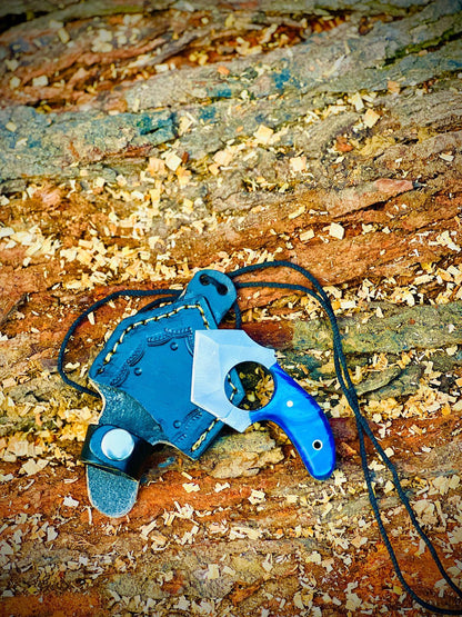 Handmade Stainless Steel Full Tang Blue Drop point Skinning Knife With Leather Sheath – Resin Handle