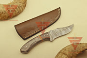 Handcrafted Full Tang Damascus Steel Hunting Camping Skinner Knife - Rosewood Handle - Ideal Gift For Him - Essential EDC Gear - propswords