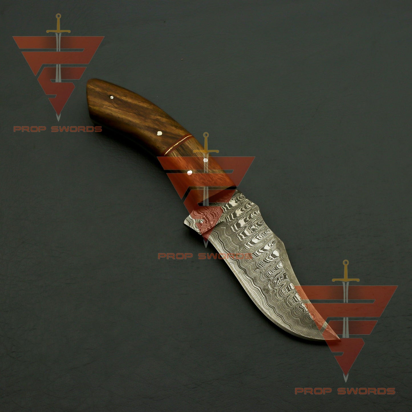 Mastercrafted Damascus Steel Hunting Knife with Rosewood Handle and Leather Sheath: Timeless Elegance and Superior Performance - propswords