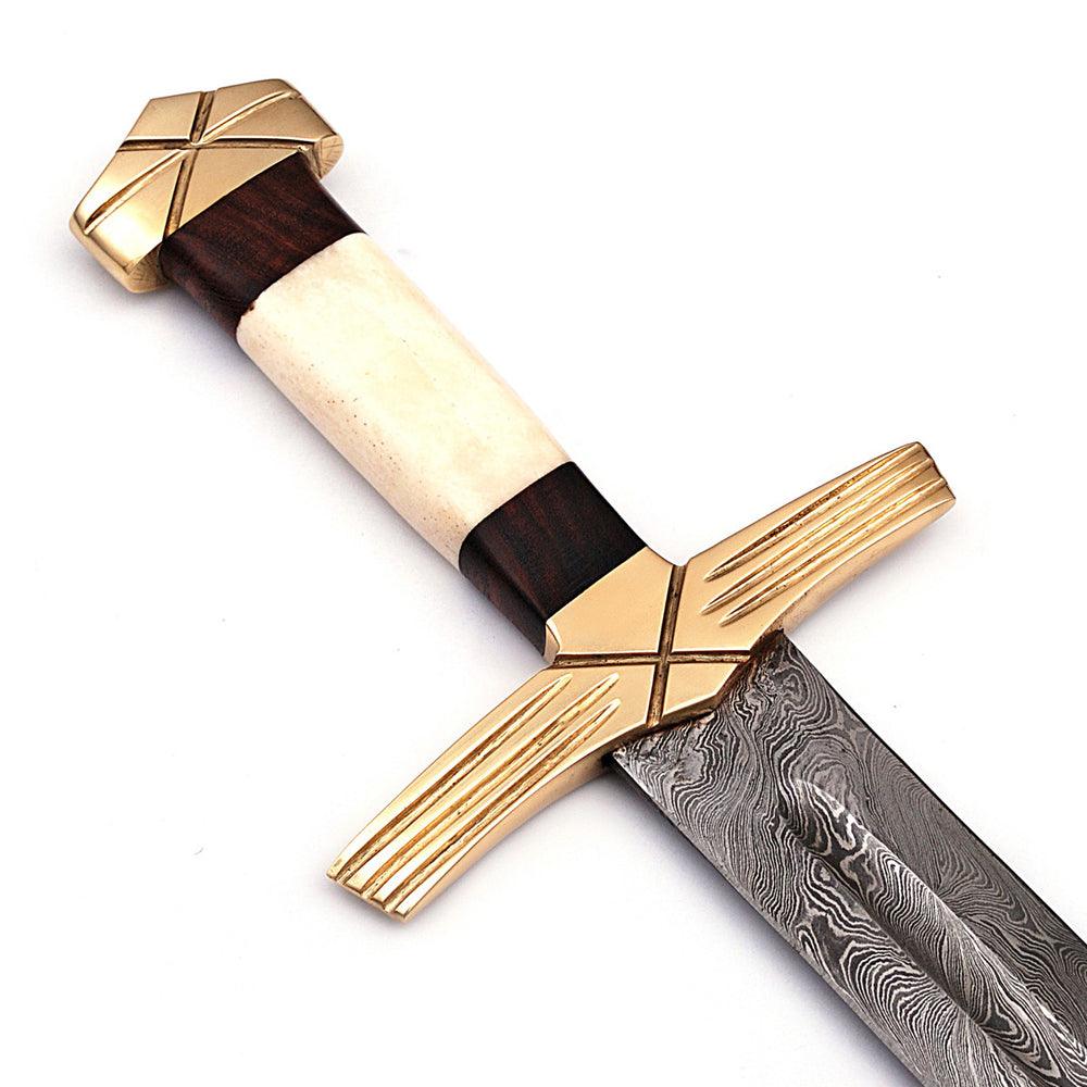 Handmade Damascus Steel Formidable King Pattern Viking Sword With Leather Sheath - propswords