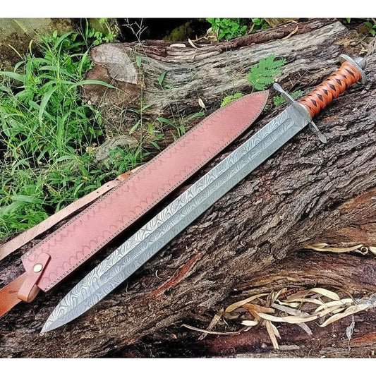 CUSTOM HANDMADE DAMASCUS STEEL BATTLE SWORD & LEATHER SHEATH - propswords